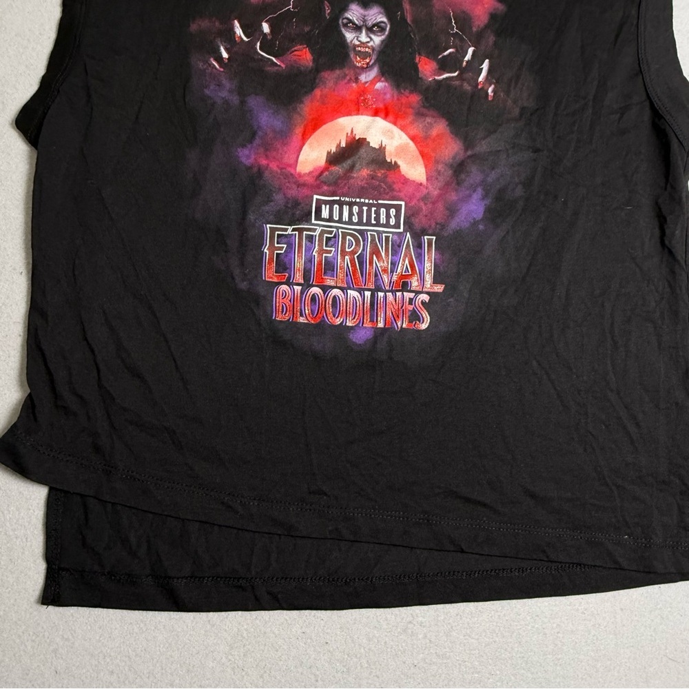HHN Top M Monsters Eternal Bloodlines Halloween Horror Nights Women’s T-shirt - Picture 2 of 8